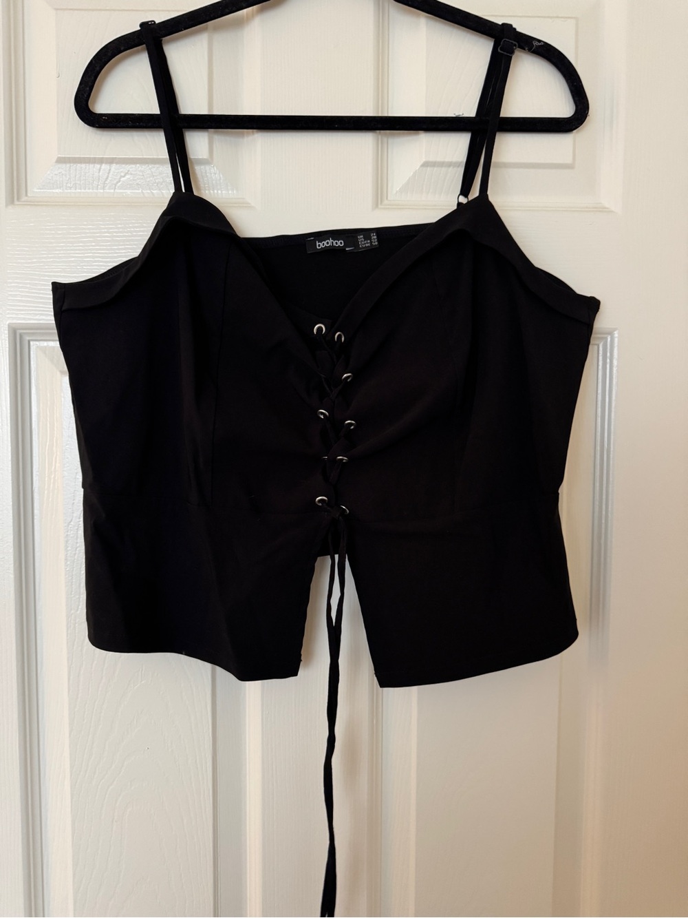 Boohoo Black Lace-Up Thin Strap Crop Top